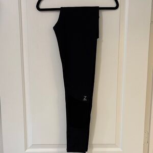 ZARELY Black Leggings Size Large NWOT